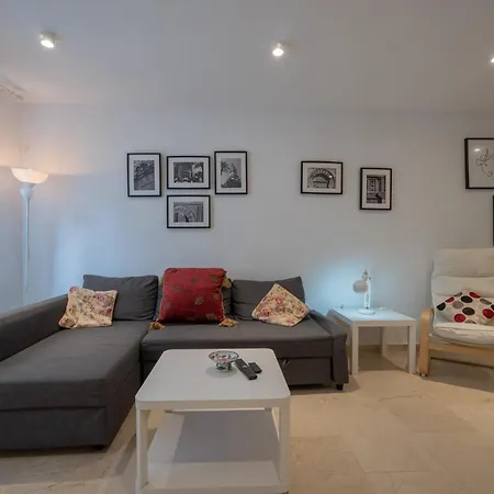 Jardines De Cervantes *