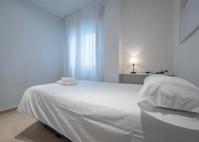 Jardines De Cervantes 아파트